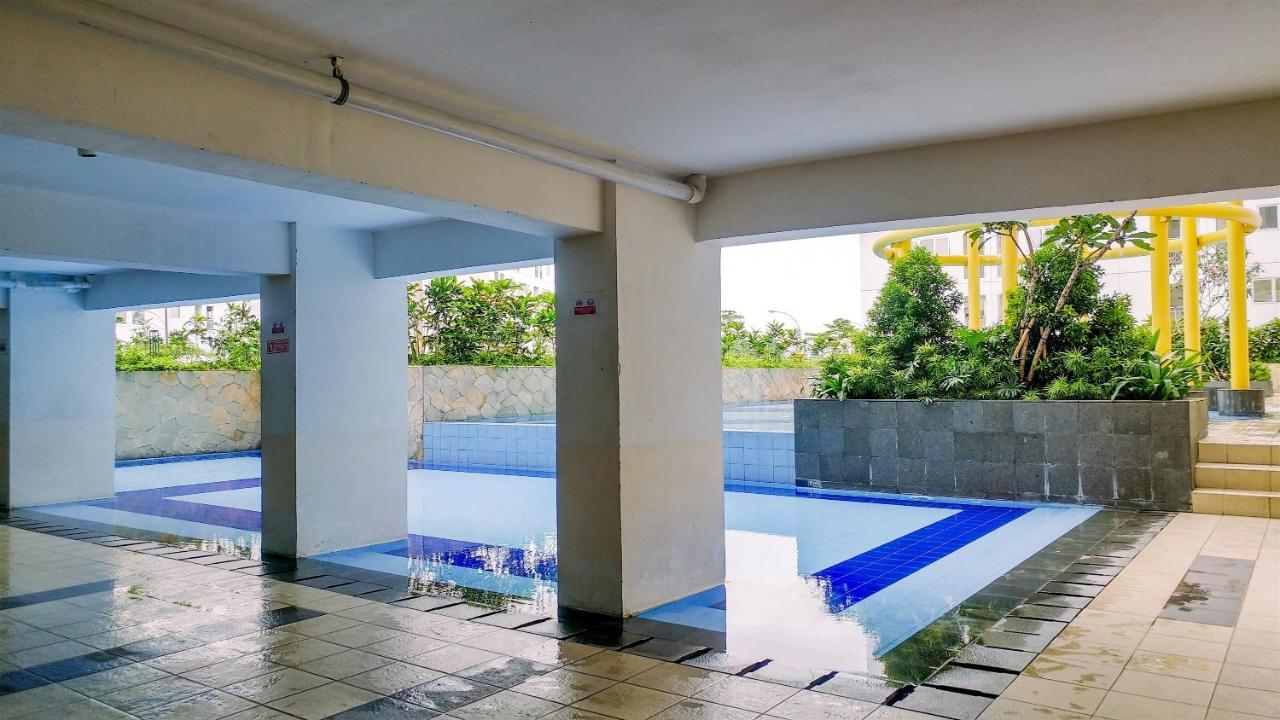 Apartment Cozy Living 2br At Bassura Near Mall By Travelio Jakarta