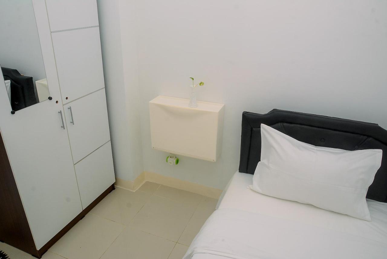 Cozy Living 2br At Bassura Near Mall By Travelio *